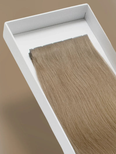 Dunkelblond kühl
