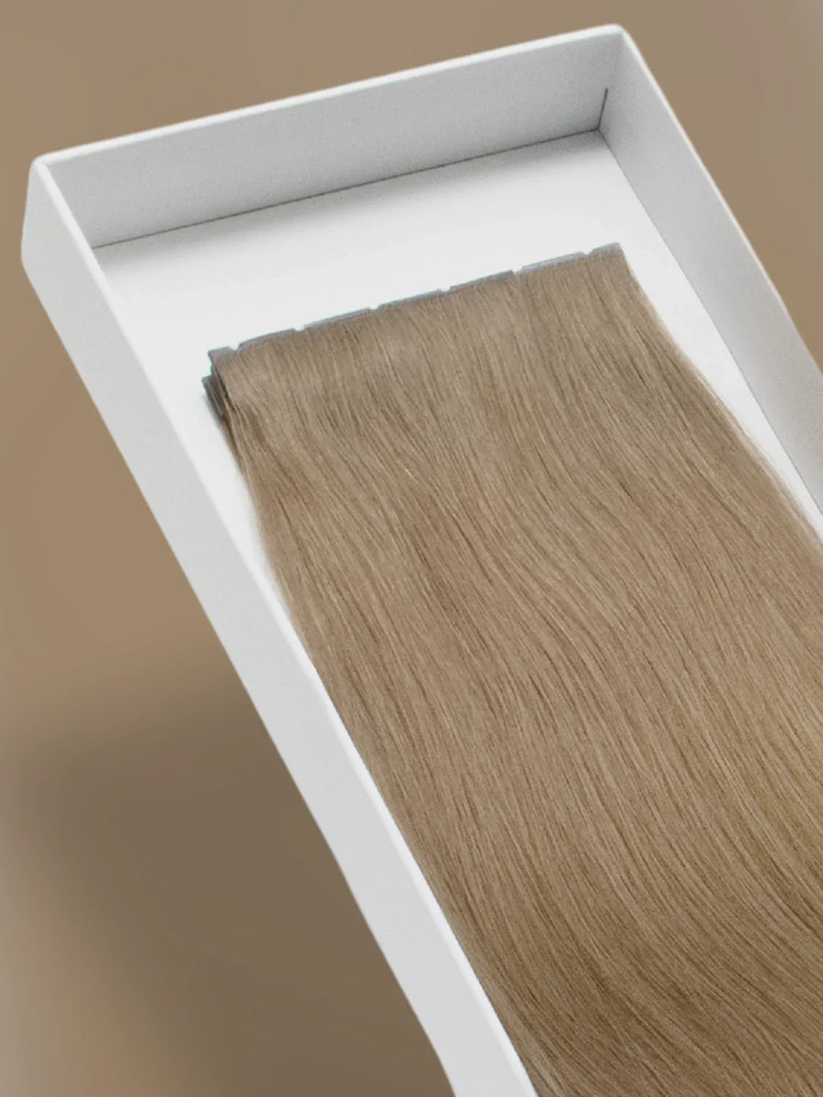 Dunkelblond kühl